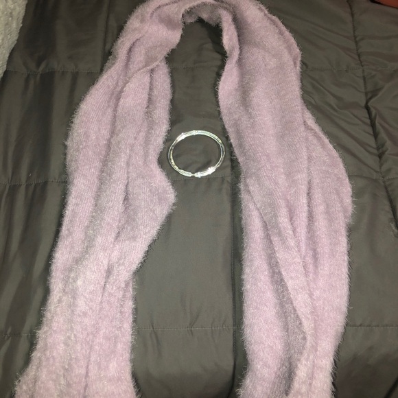 Scarf - Picture 2 of 2